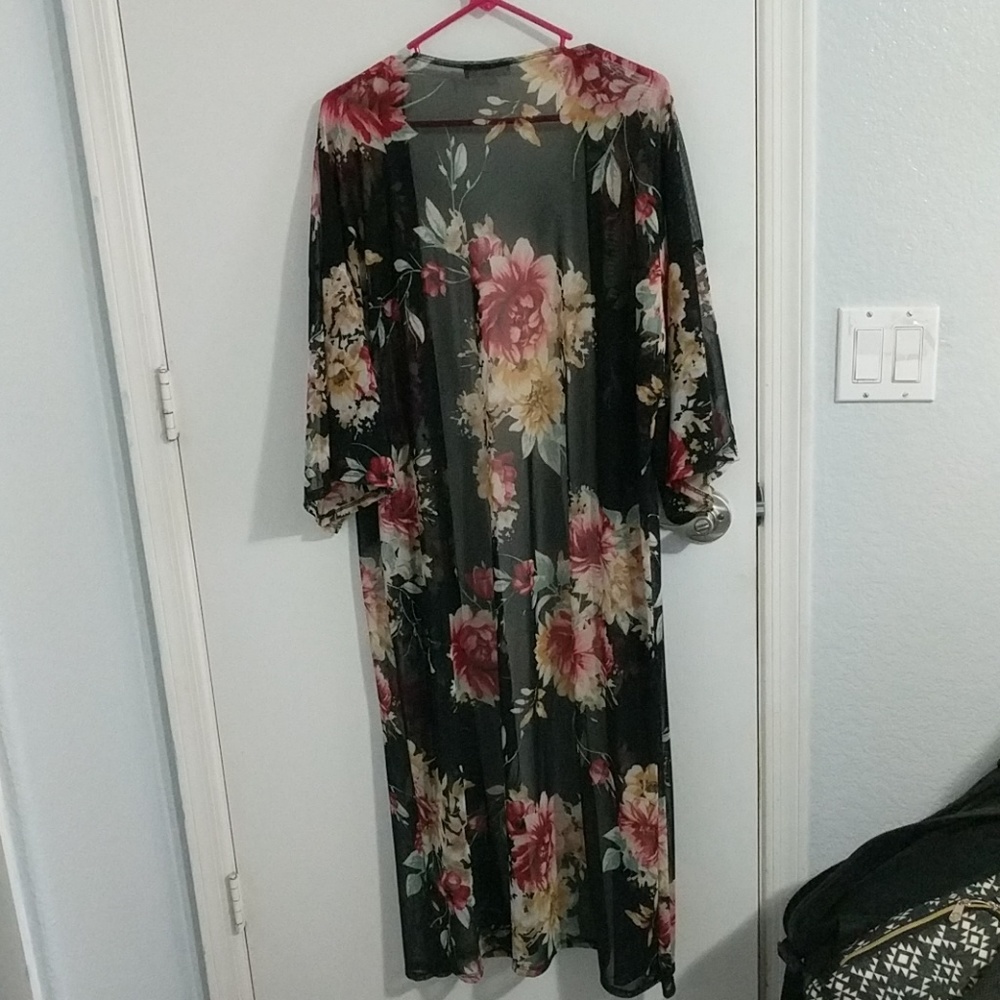 Sheer duster